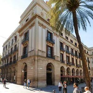 https://hotel-do-placa-reial.catalonia-hotels.com
